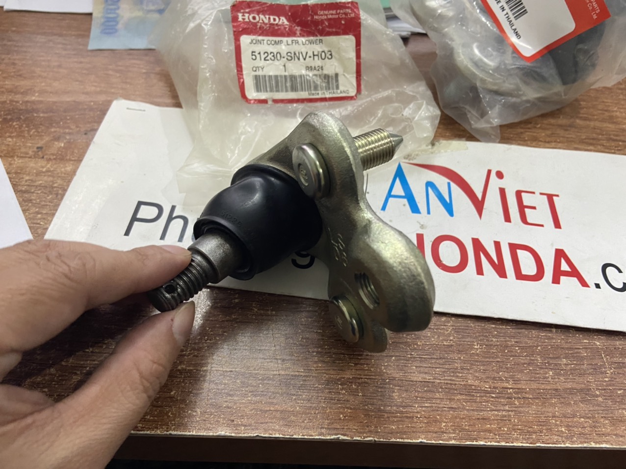 Rô tuyn đứng dưới xe Honda CIVIC 2006-2011